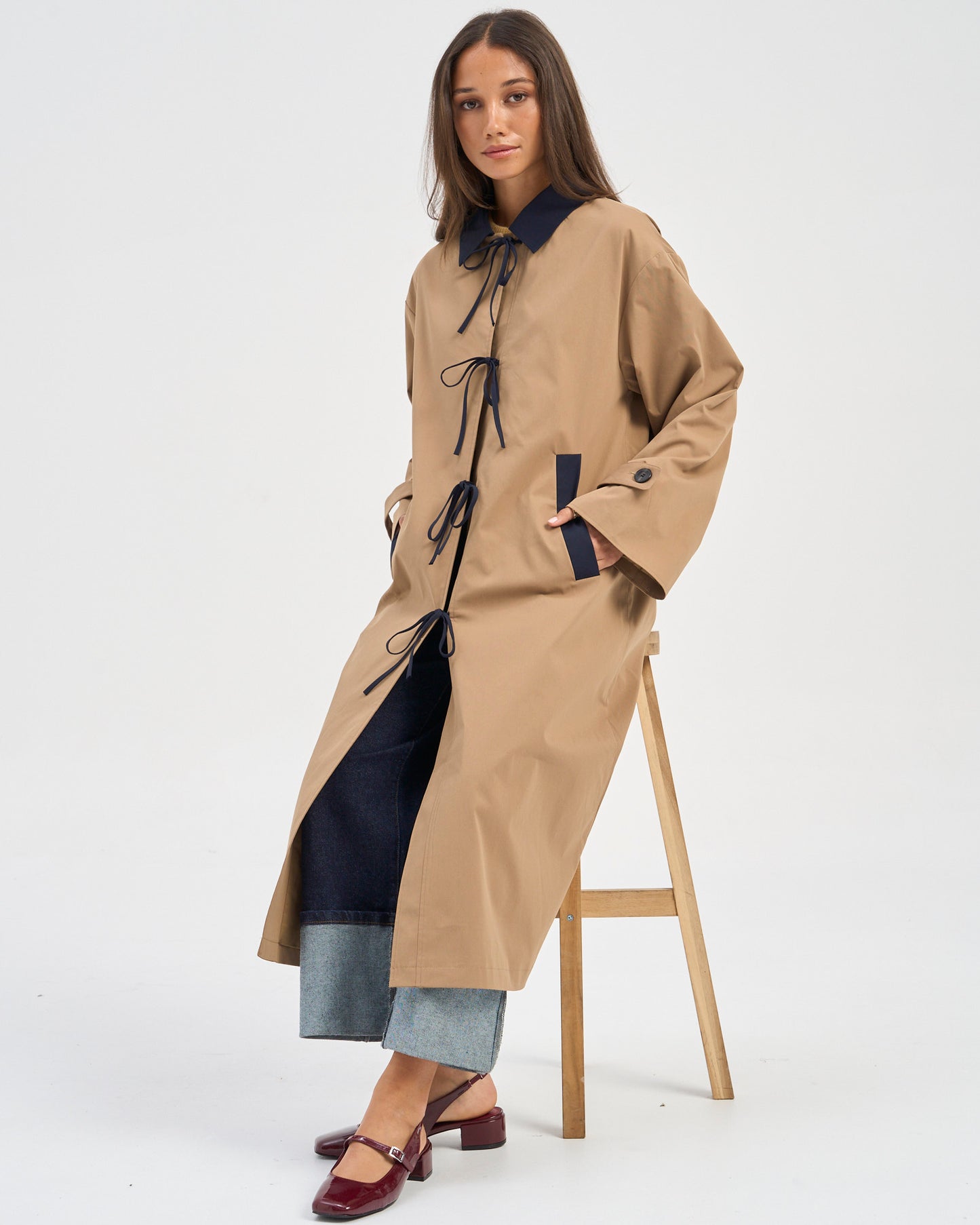 TIE DETAIL CONTRAST COAT